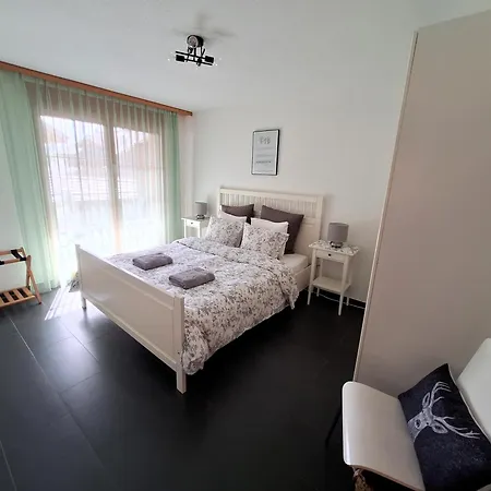 Valentine Lauterbrunnen