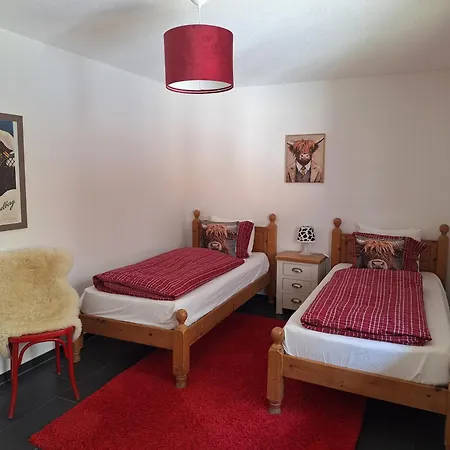 Valentine לוטרברונן