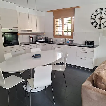 Valentine Lauterbrunnen